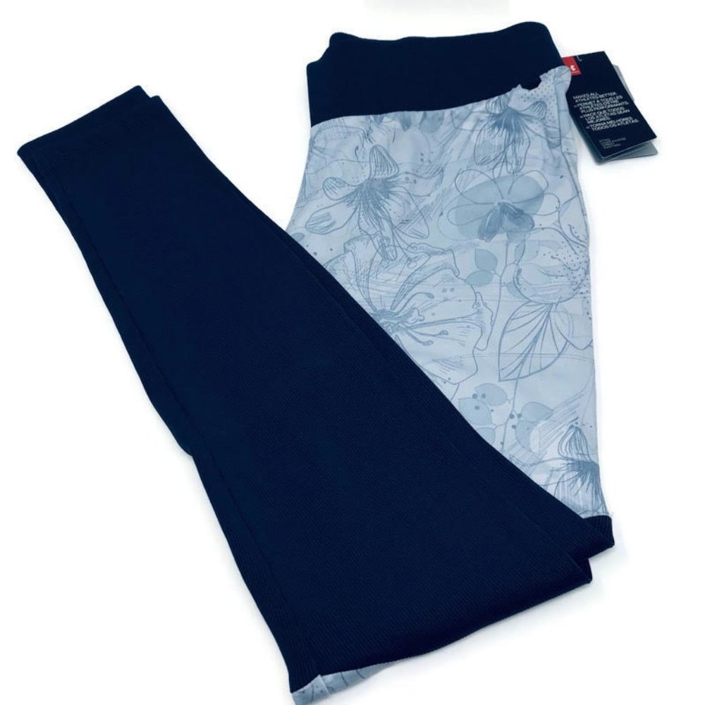NWT Under Armour Navy Gray Ribbed Leggings Medium